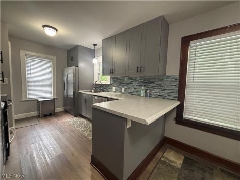 648 Crown Avenue Ravenna OH 44266