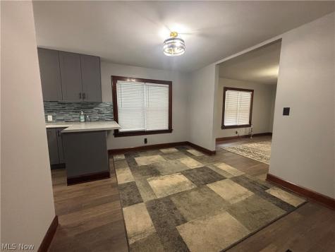 648 Crown Avenue Ravenna OH 44266