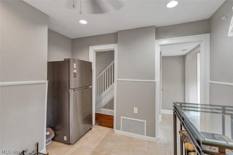 2972 Yorkshire Road Cleveland Heights OH 44118