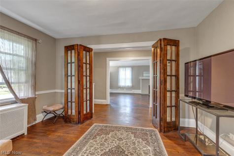2972 Yorkshire Road Cleveland Heights OH 44118