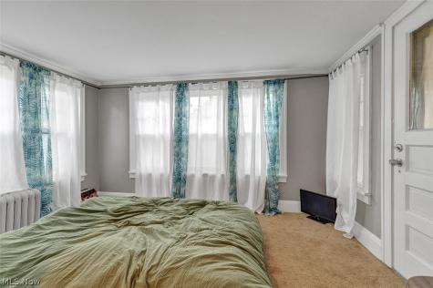 2972 Yorkshire Road Cleveland Heights OH 44118