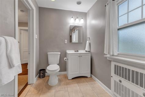 2972 Yorkshire Road Cleveland Heights OH 44118