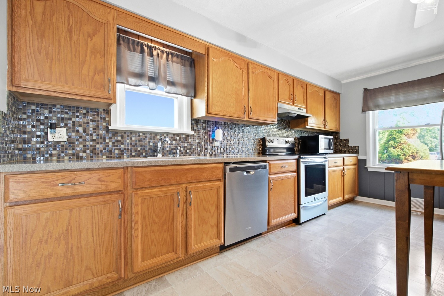 416 E 330th Street Willowick OH 44095