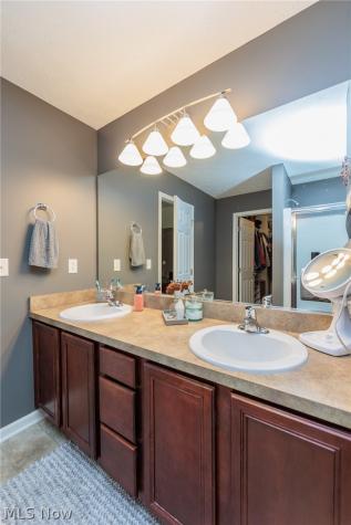 27078 Waterside Drive Olmsted Twp OH 44138