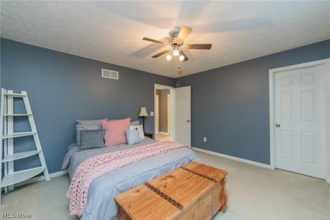 27078 Waterside Drive Olmsted Twp OH 44138