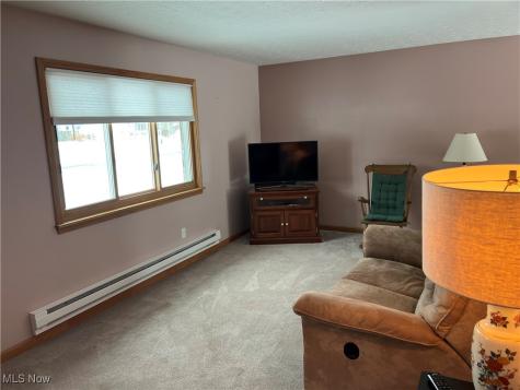 418 Carol Lane Elyria OH 44035