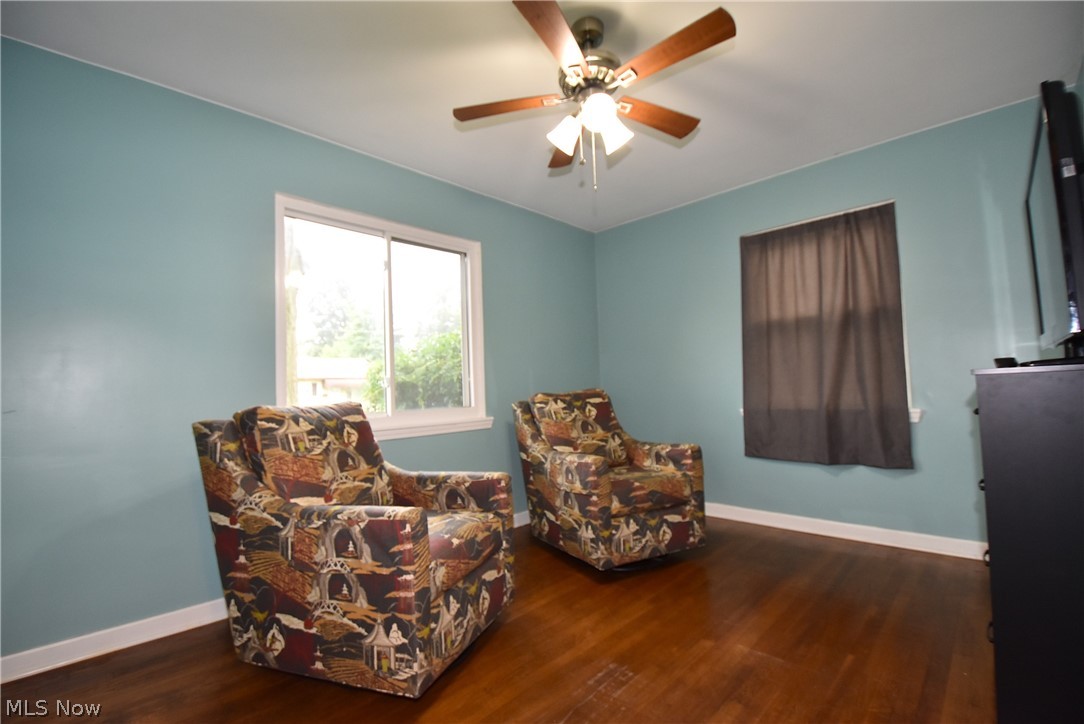 565 E Hopocan Avenue Barberton OH 44203
