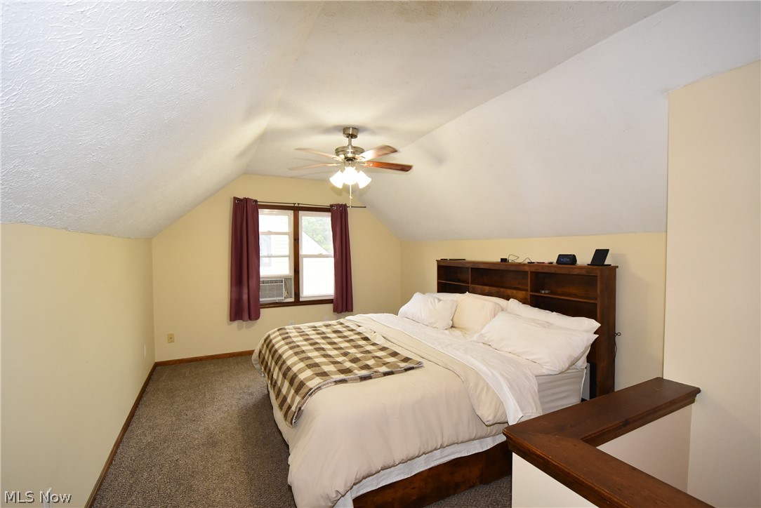565 E Hopocan Avenue Barberton OH 44203
