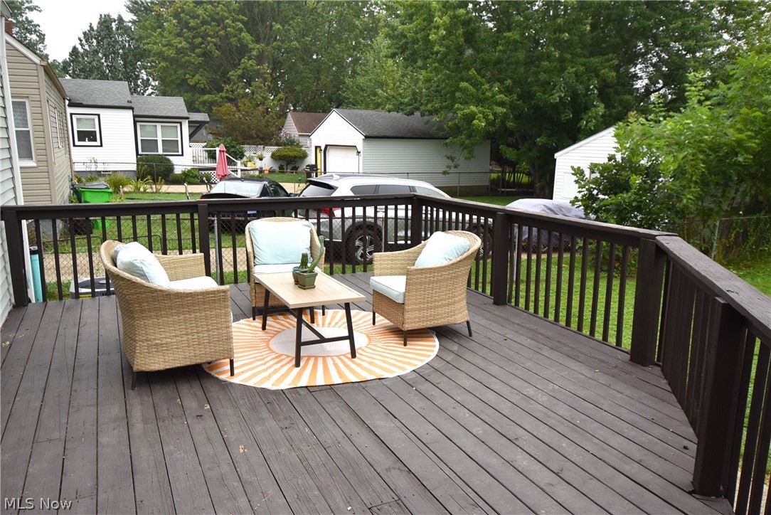 565 E Hopocan Avenue Barberton OH 44203