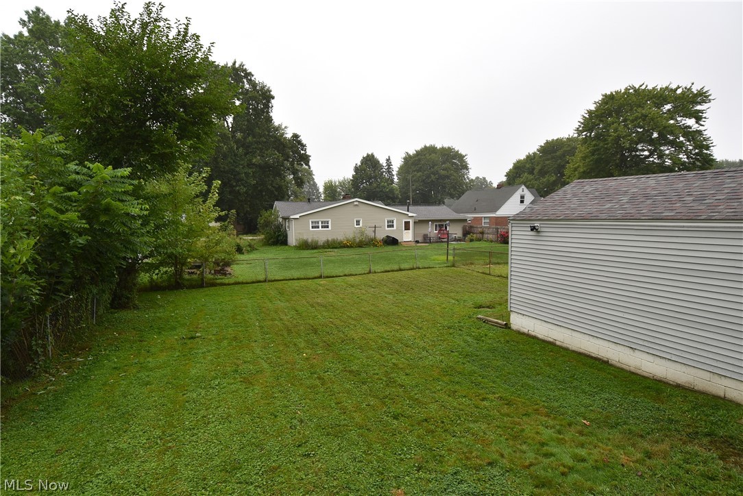 565 E Hopocan Avenue Barberton OH 44203