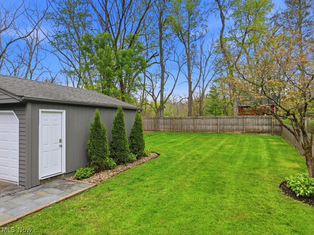 283 Miles Road Chagrin Falls OH 44022
