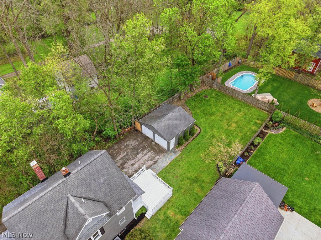 283 Miles Road Chagrin Falls OH 44022