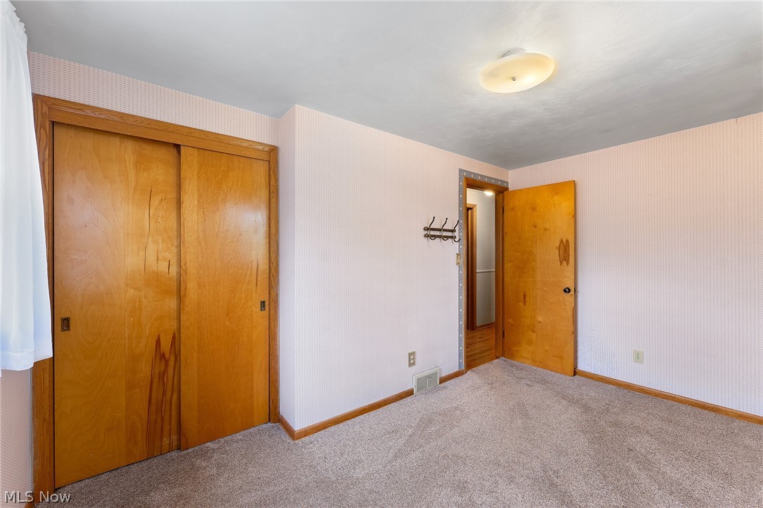 116 Woodland Drive New Middletown OH 44442