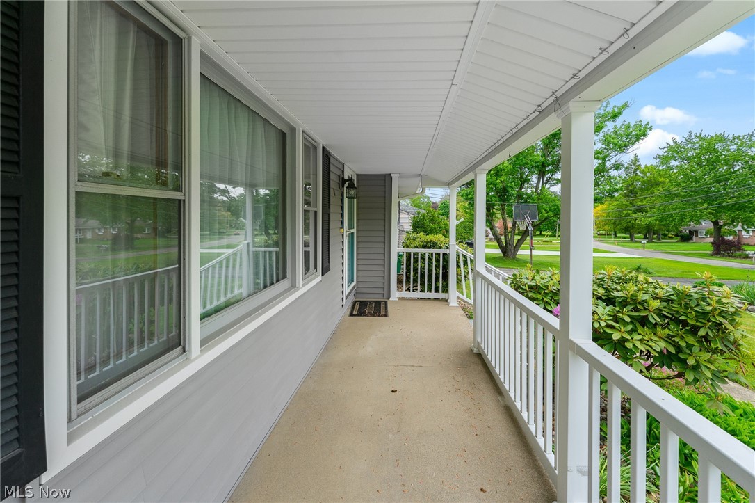 116 Woodland Drive New Middletown OH 44442