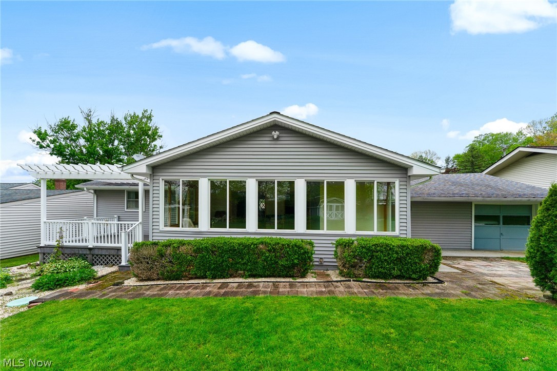 116 Woodland Drive New Middletown OH 44442