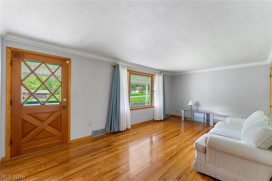 116 Woodland Drive New Middletown OH 44442
