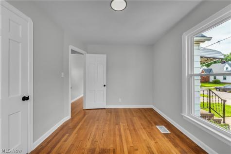 12000 Wayland Avenue Cleveland OH 44111