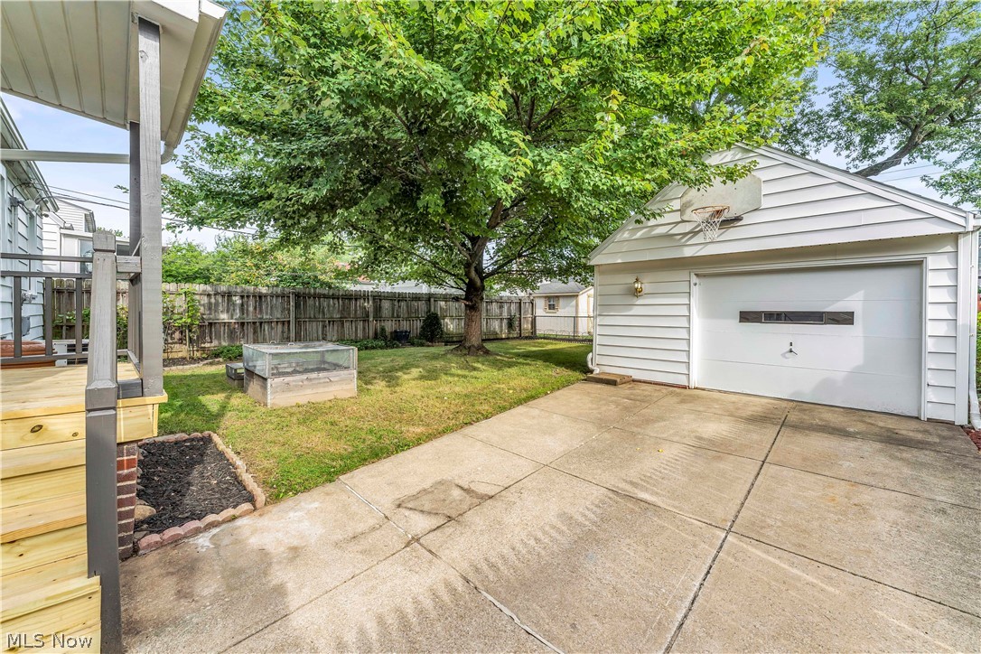 12000 Wayland Avenue Cleveland OH 44111