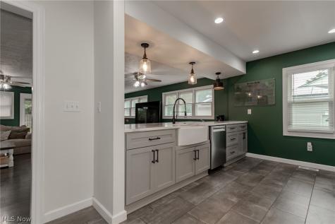 6280 Clearair Drive Mentor OH 44060