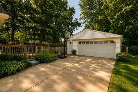 6280 Clearair Drive Mentor OH 44060