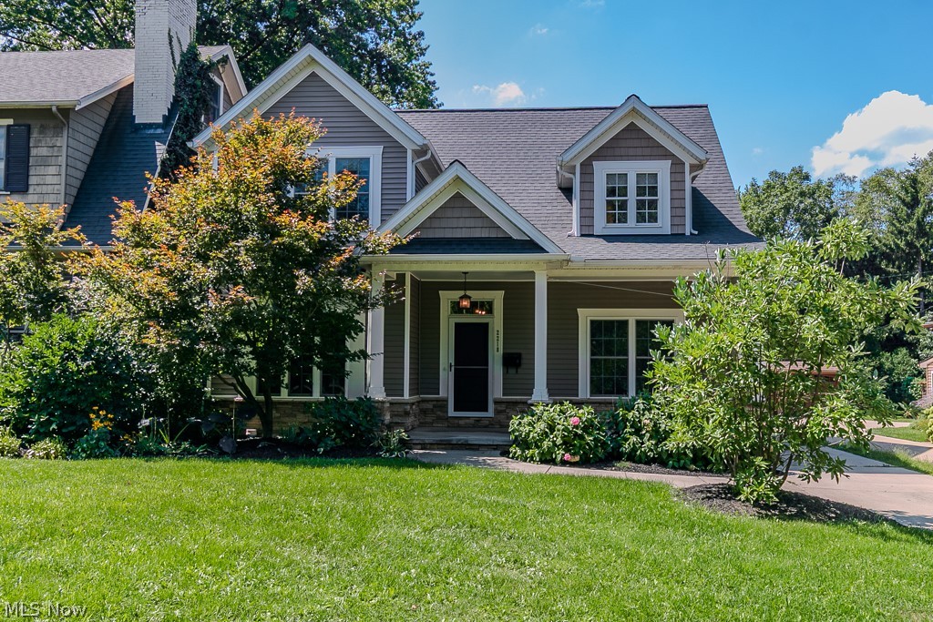 2218 S Overlook Road Cleveland Heights OH 44106