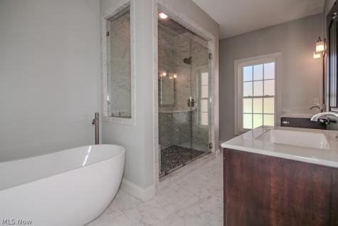 2218 S Overlook Road Cleveland Heights OH 44106