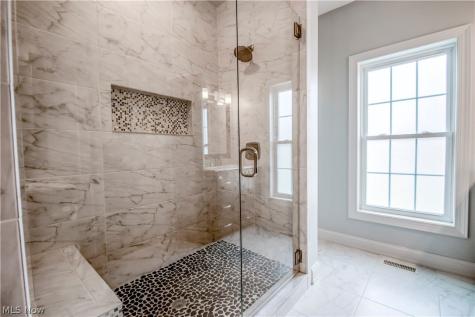 2218 S Overlook Road Cleveland Heights OH 44106