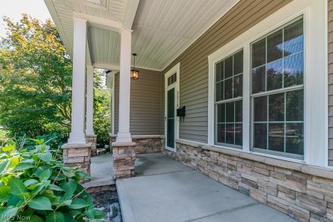 2218 S Overlook Road Cleveland Heights OH 44106