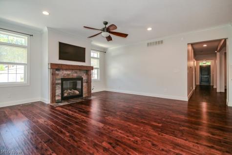 2218 S Overlook Road Cleveland Heights OH 44106