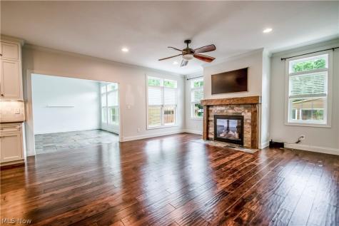 2218 S Overlook Road Cleveland Heights OH 44106