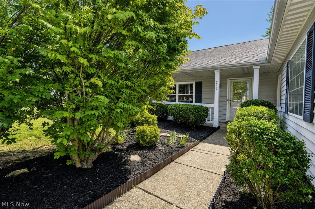 737 Sunset Drive Madison OH 44057