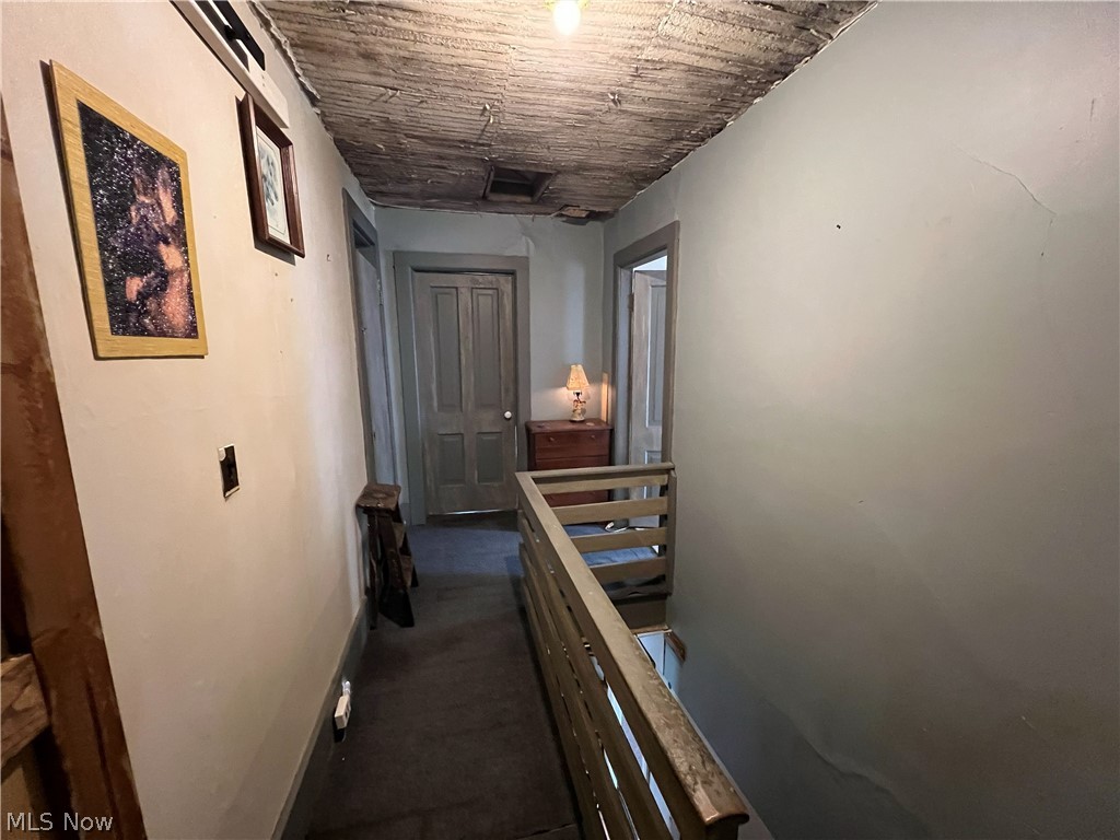 26 Daniels Avenue Conneaut OH 44030
