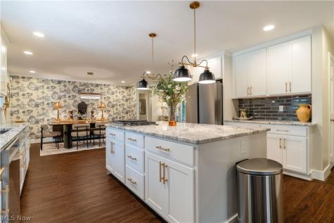 45 Hampshire Road Akron OH 44313