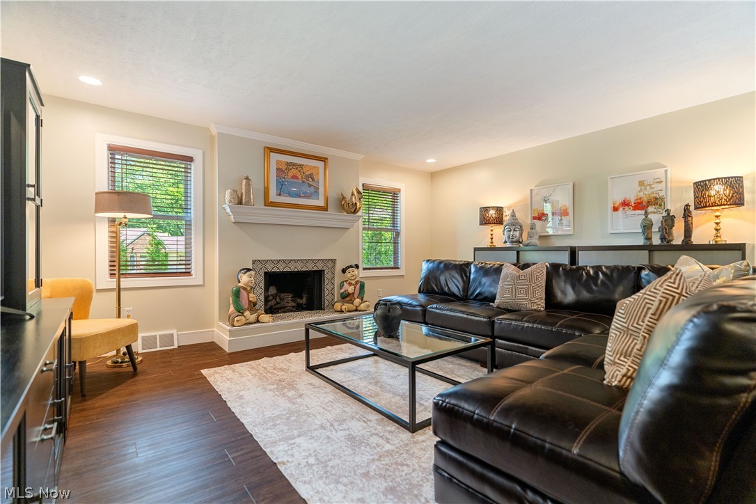 45 Hampshire Road Akron OH 44313
