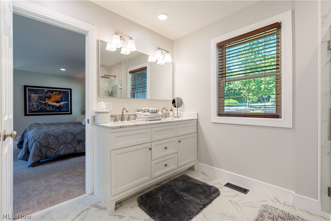 45 Hampshire Road Akron OH 44313