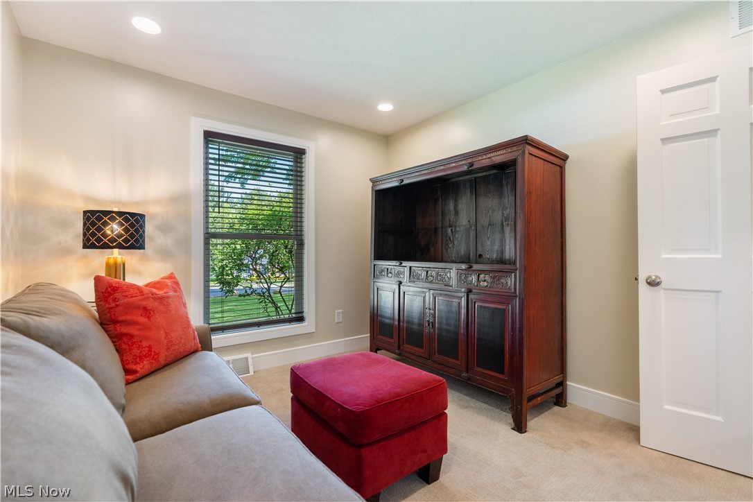 45 Hampshire Road Akron OH 44313
