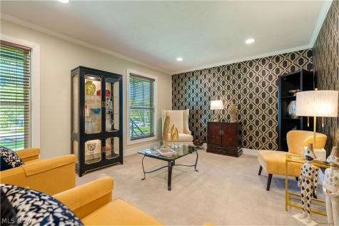 45 Hampshire Road Akron OH 44313
