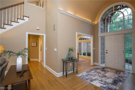 2665 Deer Ridge Run Cuyahoga Falls OH 44223