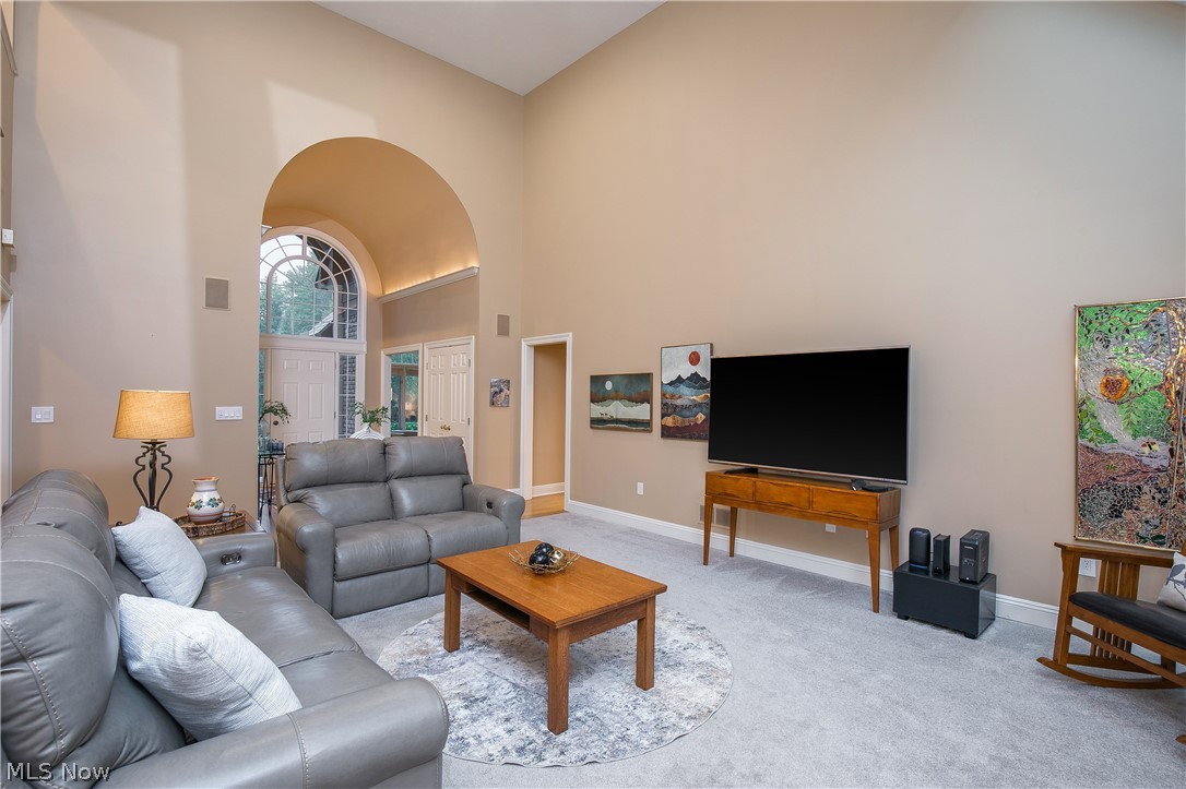 2665 Deer Ridge Run Cuyahoga Falls OH 44223