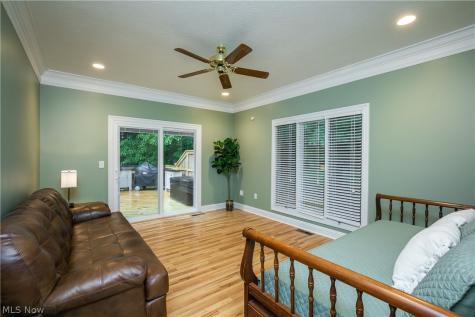 2665 Deer Ridge Run Cuyahoga Falls OH 44223