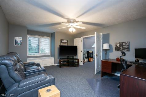 2665 Deer Ridge Run Cuyahoga Falls OH 44223