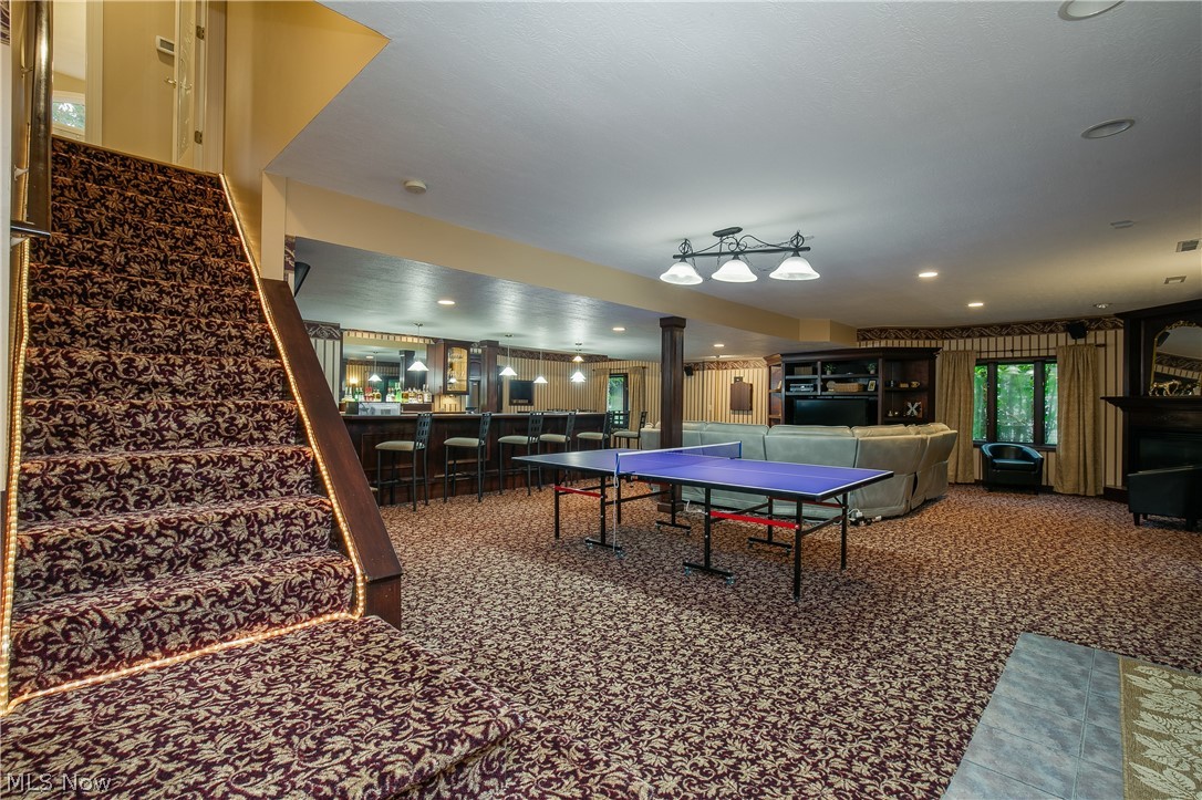 2665 Deer Ridge Run Cuyahoga Falls OH 44223