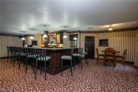 2665 Deer Ridge Run Cuyahoga Falls OH 44223