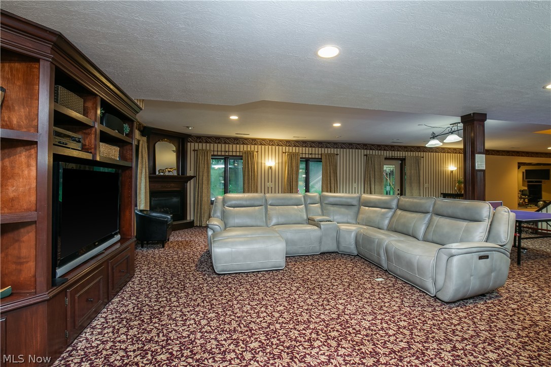 2665 Deer Ridge Run Cuyahoga Falls OH 44223