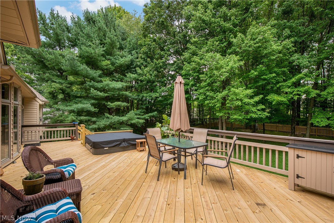2665 Deer Ridge Run Cuyahoga Falls OH 44223