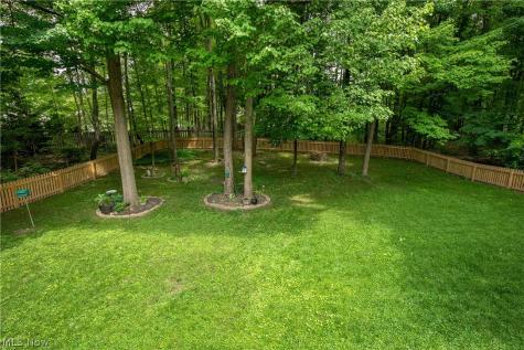 2665 Deer Ridge Run Cuyahoga Falls OH 44223