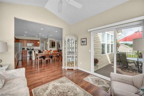 8139 Castleton Drive Mentor OH 44060