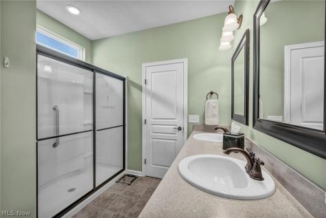 8139 Castleton Drive Mentor OH 44060