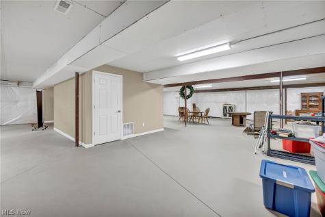 8139 Castleton Drive Mentor OH 44060