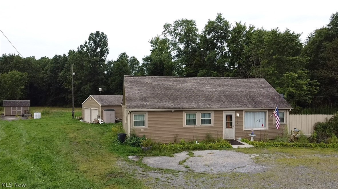 3049 Parkman Road Warren OH 44481